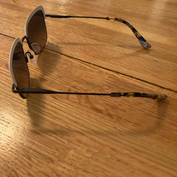 Etnia Barcelona Dora sunglasses - Picture 3 of 8